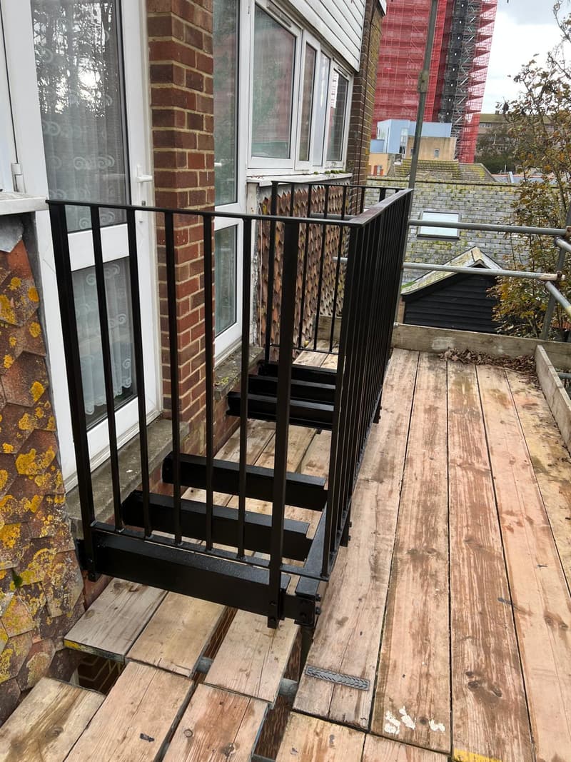 Balcony steelwork in black